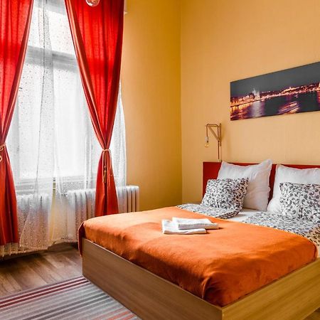 Goodmo House Albergue Budapest Exterior foto