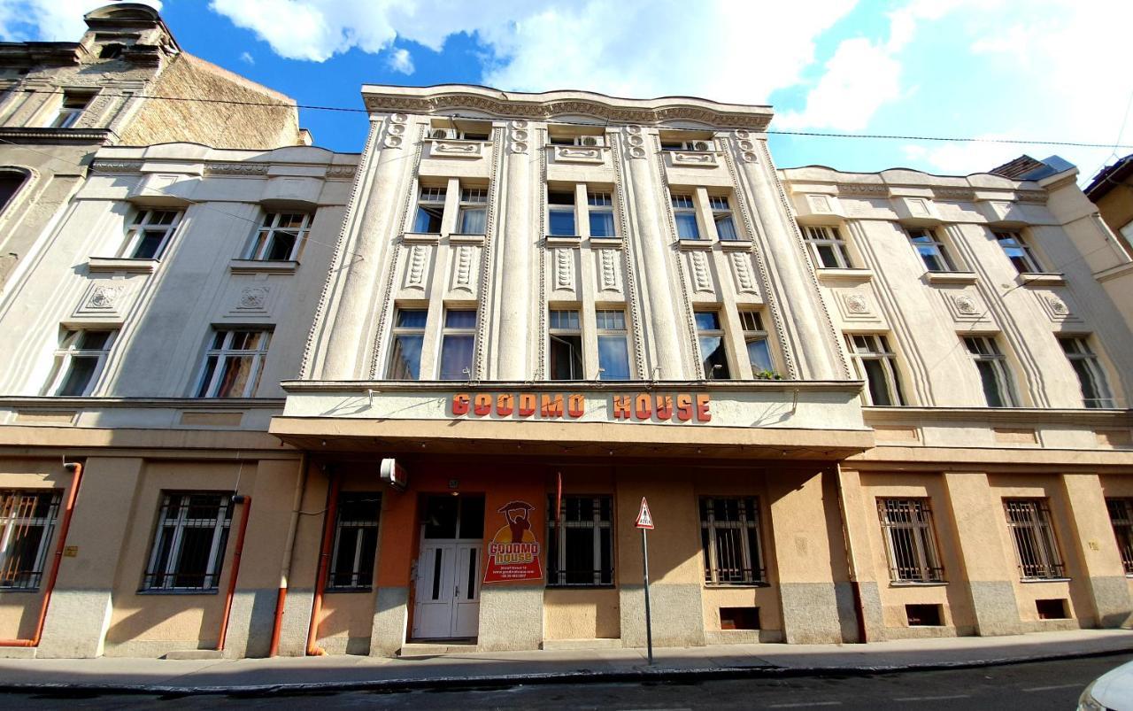 Goodmo House Albergue Budapest Exterior foto
