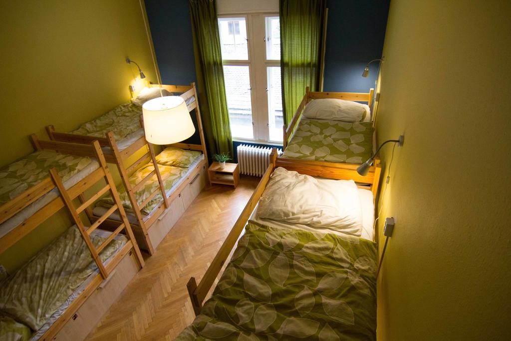 Goodmo House Albergue Budapest Habitación foto
